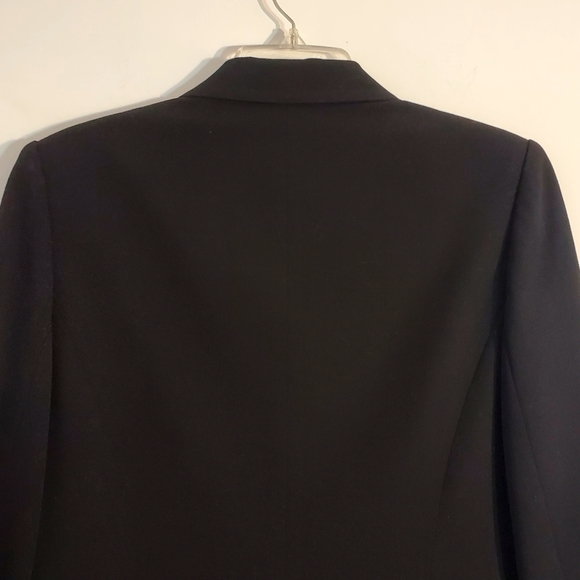 Classiques Entier Button Blazer - Picture 7 of 8